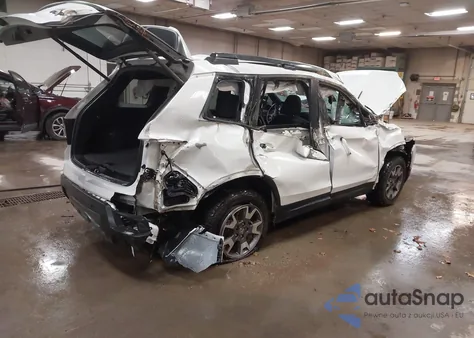 2022 Honda Passport Awd Trailsport z USA, uszkodzony, nr VIN 5FNYF8H64NB002982